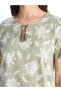 Фото #4 товара LCW Grace Bağlamalı Yaka Desenli Kısa Kollu Kadın Bluz