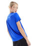 Фото #7 товара Nike Training One Dri-Fit slim t-shirt in hyper royal blue