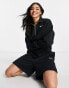 Фото #4 товара Nike mini swoosh quarter zip sweatshirt in black and sail