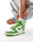 Фото #2 товара Nike Dunk high trainers in white and chlorophyll green