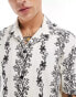 River Island short sleeve vine print shirt in ecru and black XL - Chest 44-46 - фото #2