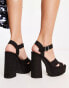 Фото #2 товара Pull&Bear cross over block heel sandal with buckle detail in black