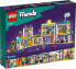 Фото #35 товара LEGO Friends International School, Modular Building Toy for Girls and Boys from 8 Years with Mini Dolls Aliya, Oli, Autumn from the Series 2023 41731