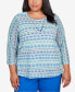 Фото #1 товара Plus Size Tradewinds Texture Biadere Shirttail Hem Top with Necklace