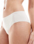 Фото #3 товара Calvin Klein Invisible hipster brief in ivory