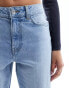 Фото #10 товара New Look waist enhance mom jeans in medium wash blue