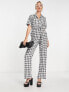 Фото #1 товара ASOS DESIGN boucle zip front tailored collar jumpsuit in mono check