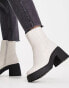 New Look – Sock-Boot-Stiefel in gebrochenem Weiß mit Absatz und dicker Sohle