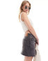 Фото #8 товара Levi's Recrafted icon denim skirt in black grey wash