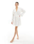 Фото #1 товара Loungeable Bride satin kimono in ivory