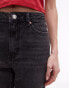 Topshop Original high rise Mom jeans in washed black Черный, W34 L32 - фото #9