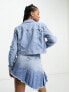 Фото #3 товара Hollister cropped denim jacket in mid wash blue