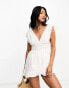 River Island broderie detail plunge playsuit in white Белый, L - EU 44-46 - фото #1