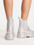 Фото #2 товара ASOS DESIGN Gadget chunky chelsea wellies in silver