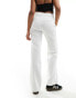 Фото #2 товара Stradivarius wide leg dad jean in white