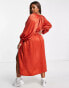 Фото #3 товара River Island Plus balloon sleeve midi dress in red satin