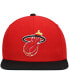 Men's Red, Black Miami Heat Hardwood Classics Team Two-Tone 2.0 Snapback Hat Красный - фото #3