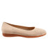 Фото #1 товара Trotters Darcey T1904-277 Womens Beige Narrow Leather Ballet Flats Shoes 10.5