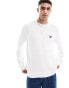 Фото #2 товара Tommy Jeans badge logo knit jumper in white