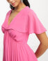 Фото #4 товара ASOS DESIGN Petite angel cape sleeve pleated hem maxi dress in hot pink