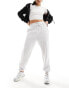 Фото #2 товара In The Style cuffed leg jogger with drawstring in grey marl