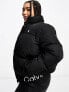Фото #1 товара Calvin Klein Jeans Plus logo hem short puffer jacket in black
