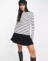 Фото #1 товара New Look striped long sleeved crew neck top in black and white