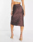 Фото #2 товара Glamorous 90s satin slip skirt in brown micro spot