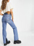 Фото #2 товара Stradivarius split hem straight fit jean in medium blue