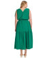 Фото #2 товара Plus Size V-Neck Sleeveless Tiered Midi Dress
