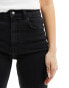 Фото #4 товара Stradivarius STR straight leg jean with stretch in black