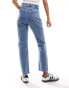 Фото #2 товара Abercrombie & Fitch Curve Love ultra high rise ankle straight jeans in mid blue