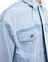 Фото #3 товара Aape By A Bathing Ape denim jacket with removable hood in lightwash blue