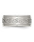 Фото #1 товара Stainless Steel Brushed Scroll Design Ridged Edge Band Ring
