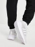 adidas Originals swift run 22 trainers in grey and white