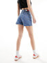 Tommy Jeans ultra high denim mom shorts in mid wash W28 - фото #5