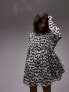 Фото #1 товара Topshop oversized gathered channel waisted printed mini dress in mono