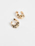 Фото #2 товара Weekday Rosa hammered hoop earrings in gold
