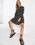 Фото #4 товара Whistles falling floral flippy dress in black