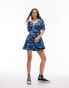 Фото #1 товара Topshop jersey shirred back tea dress in blue floral