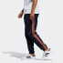 Фото #6 товара Штаны спортивные мужские adidas originals 3Stripe Wp إصدار أون نسج القديمة باللون الأزرق بالكرة / Кроссовки Adidas originals 3Stripe Wp FM1533