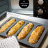 Фото #7 товара Форма для выпечки булочек для хот-догов Moritz & Moritz силиконовая 17см