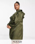 Фото #2 товара River Island Plus satin jacquard mini dress in green