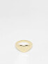 Фото #2 товара Pieces exclusive 18k plated heart signet ring in gold