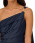Фото #4 товара Women's Satin Crepe One-Shoulder Gown