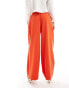 River Island petite contrast side stripe trouser in red Красный, 32 - фото #5