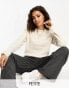 Фото #2 товара Vero Moda Petite round neck jumper in cream