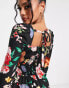 Фото #3 товара QED London square neck ruched bust tie back midi dress in large floral print