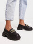 Фото #1 товара Pimkie chunky loafer with gold chain detail in black