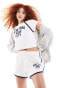 Фото #4 товара Miss Selfridge New York sweat runner short co-ord with tipping detail in white